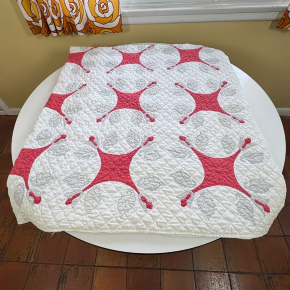 Vintage 70s hand stitched quilt, red, white and grey, full size, flawed, AS IS - Picture 4 of 15